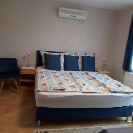Apartament Anita Apartmanhaz Balatonfüred Zewnętrze zdjęcie