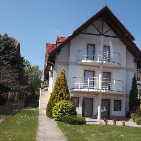 Apartament Anita Apartmanhaz Balatonfüred Zewnętrze zdjęcie