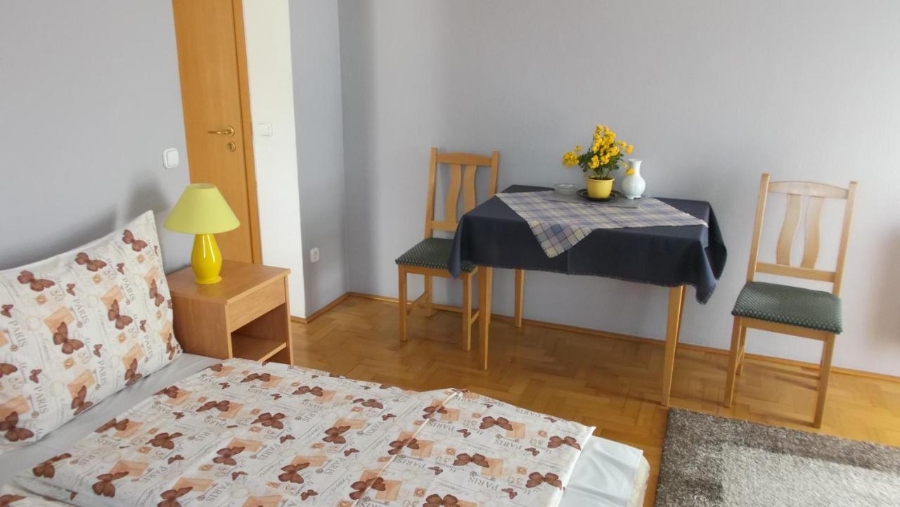 Apartament Anita Apartmanhaz Balatonfüred Zewnętrze zdjęcie