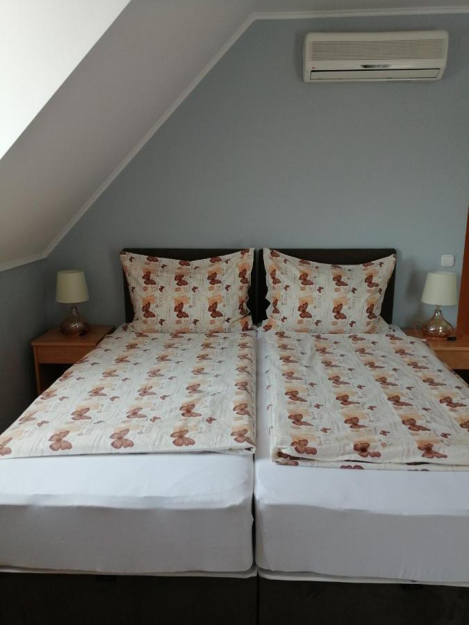 Apartament Anita Apartmanhaz Balatonfüred Zewnętrze zdjęcie